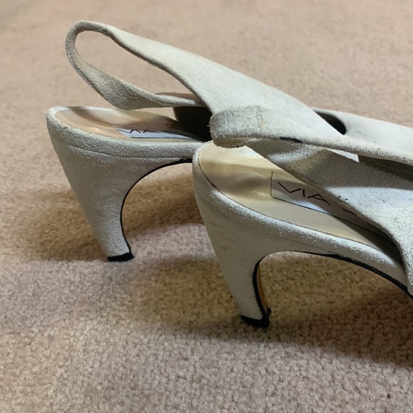 Suede heels - Picture 4 of 4